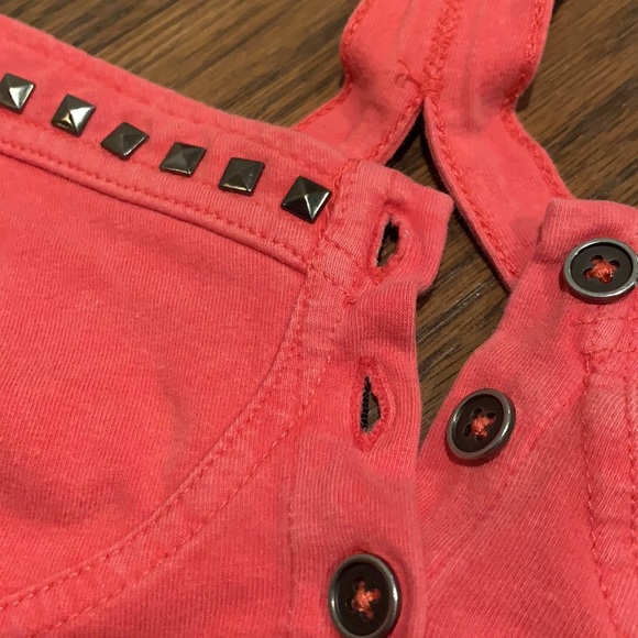 ❌SOLD❌Studded crop top - Picture 10 of 12